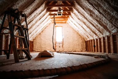 Pourquoi bien isoler sa toiture à Velaux ?